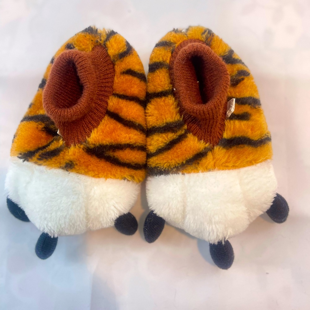 Toddler tiger slippers